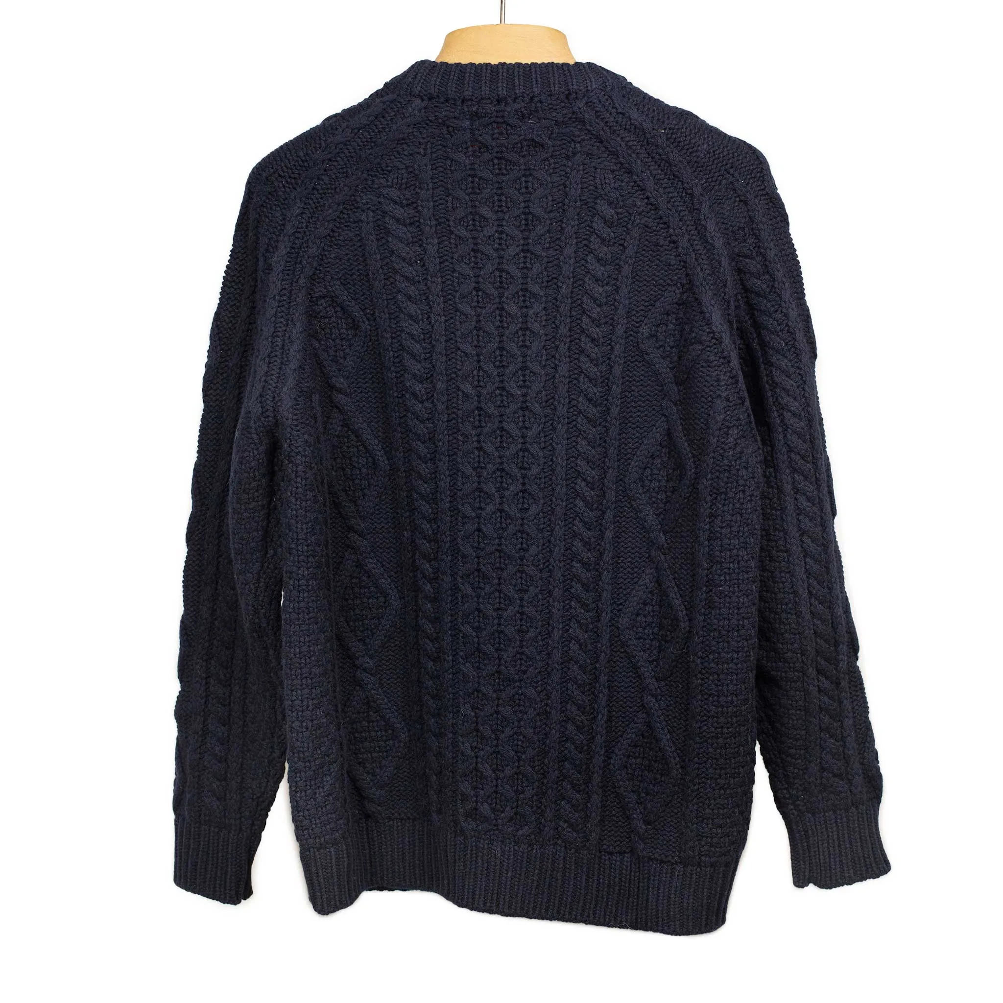 Cabled raglan sleeve crewneck in navy wool and cashmere (restock)