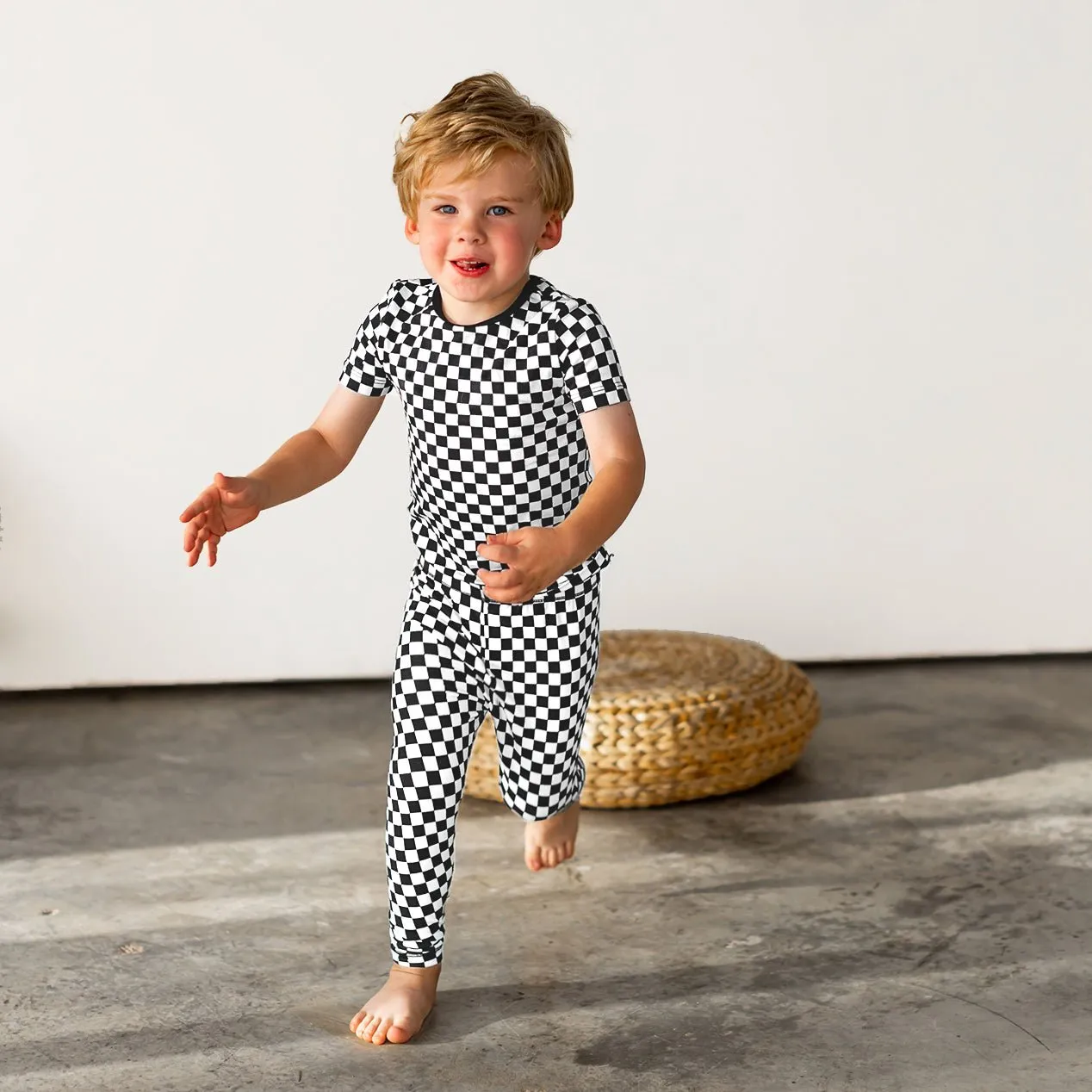 Finish Line Checkers Short Sleeve Pajama Set (2t-12y)