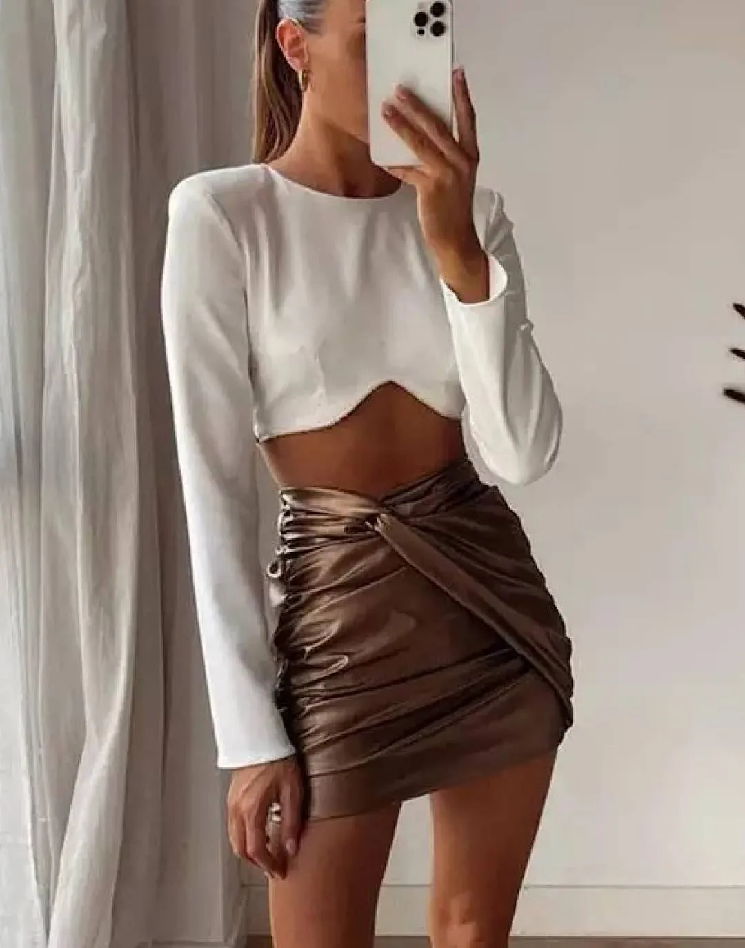 White Cropped Diamond Edge Top